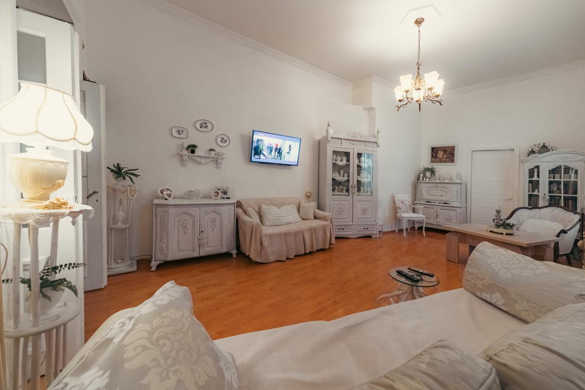 Guest House Tabukashvili 31 Tbilisi Bagian luar foto