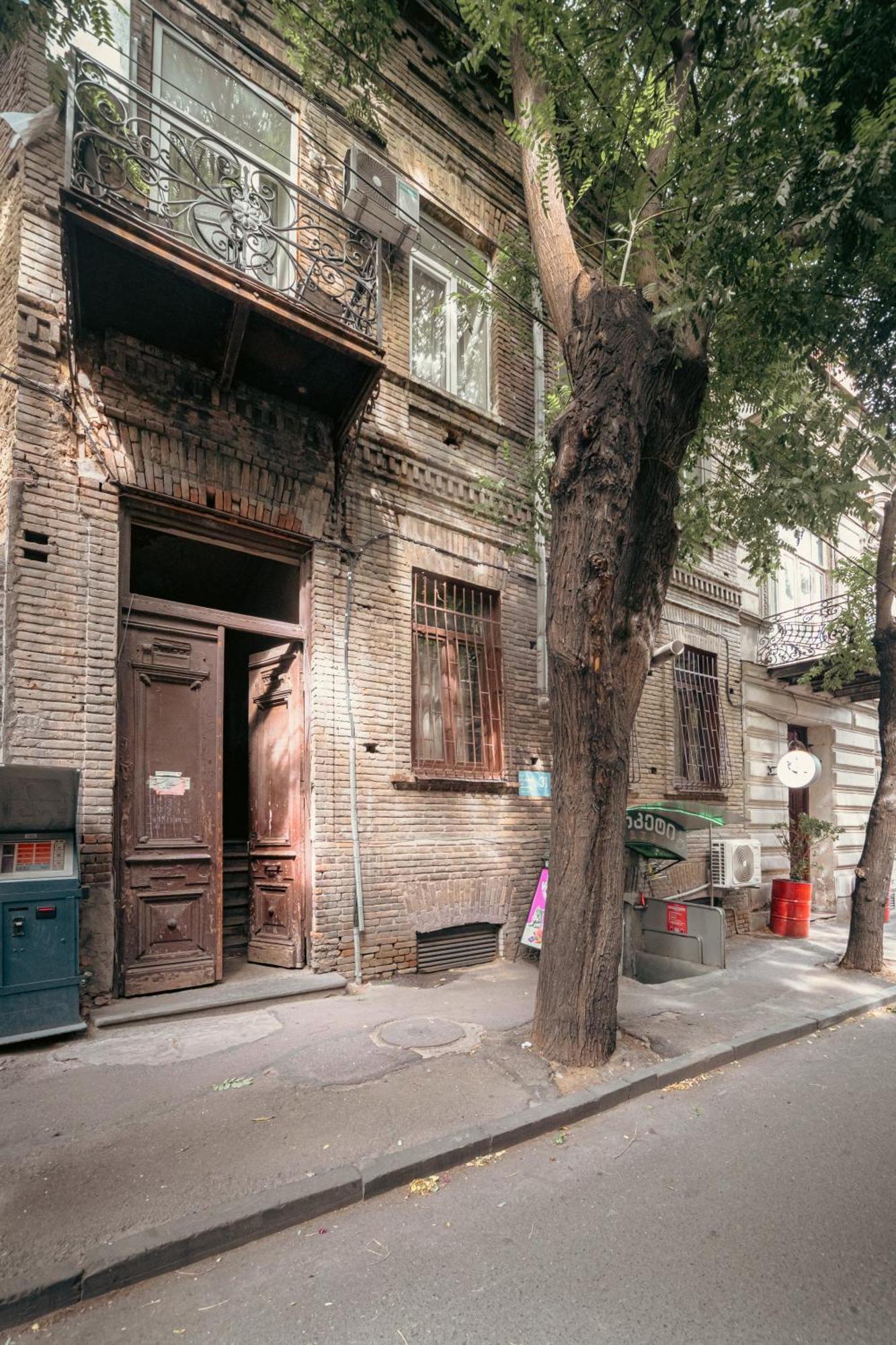 Guest House Tabukashvili 31 Tbilisi Bagian luar foto